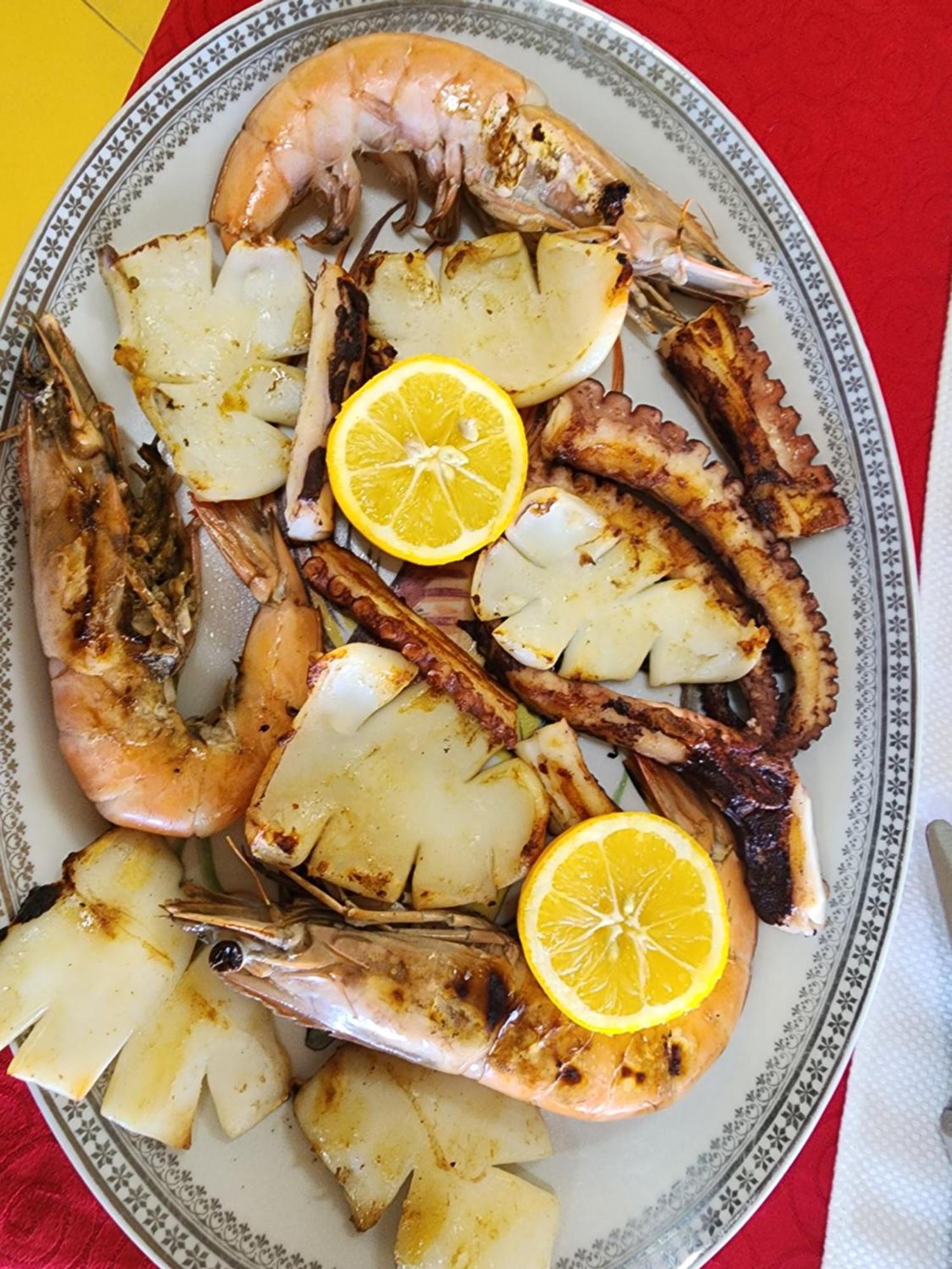 Hotel Restorant Genti Peshkatari Orikum Kültér fotó